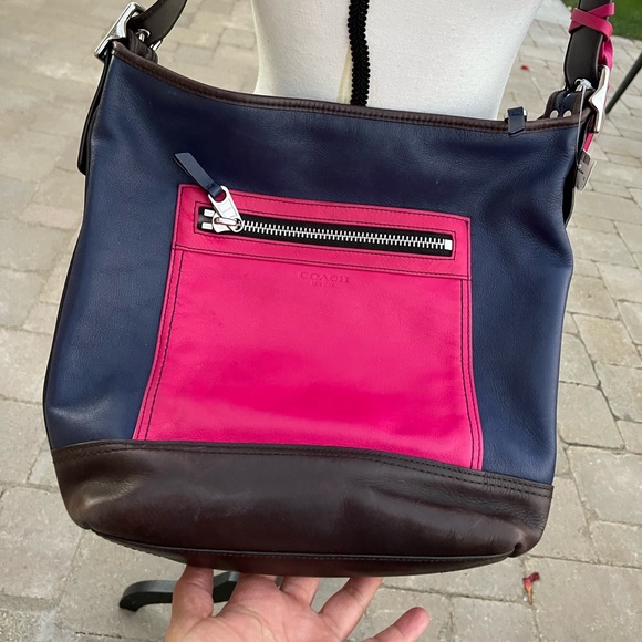 Coach crossbody tri color purse - Picture 2 of 12